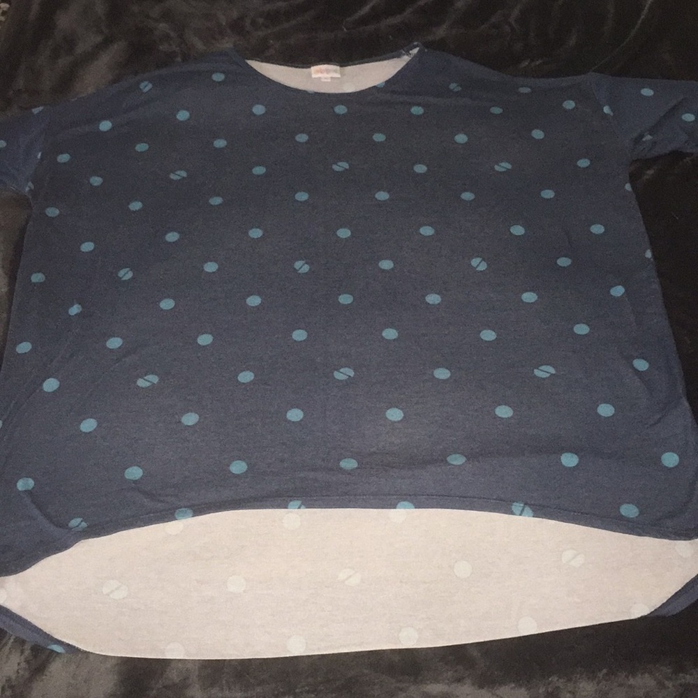 LulaRoe- Irma top